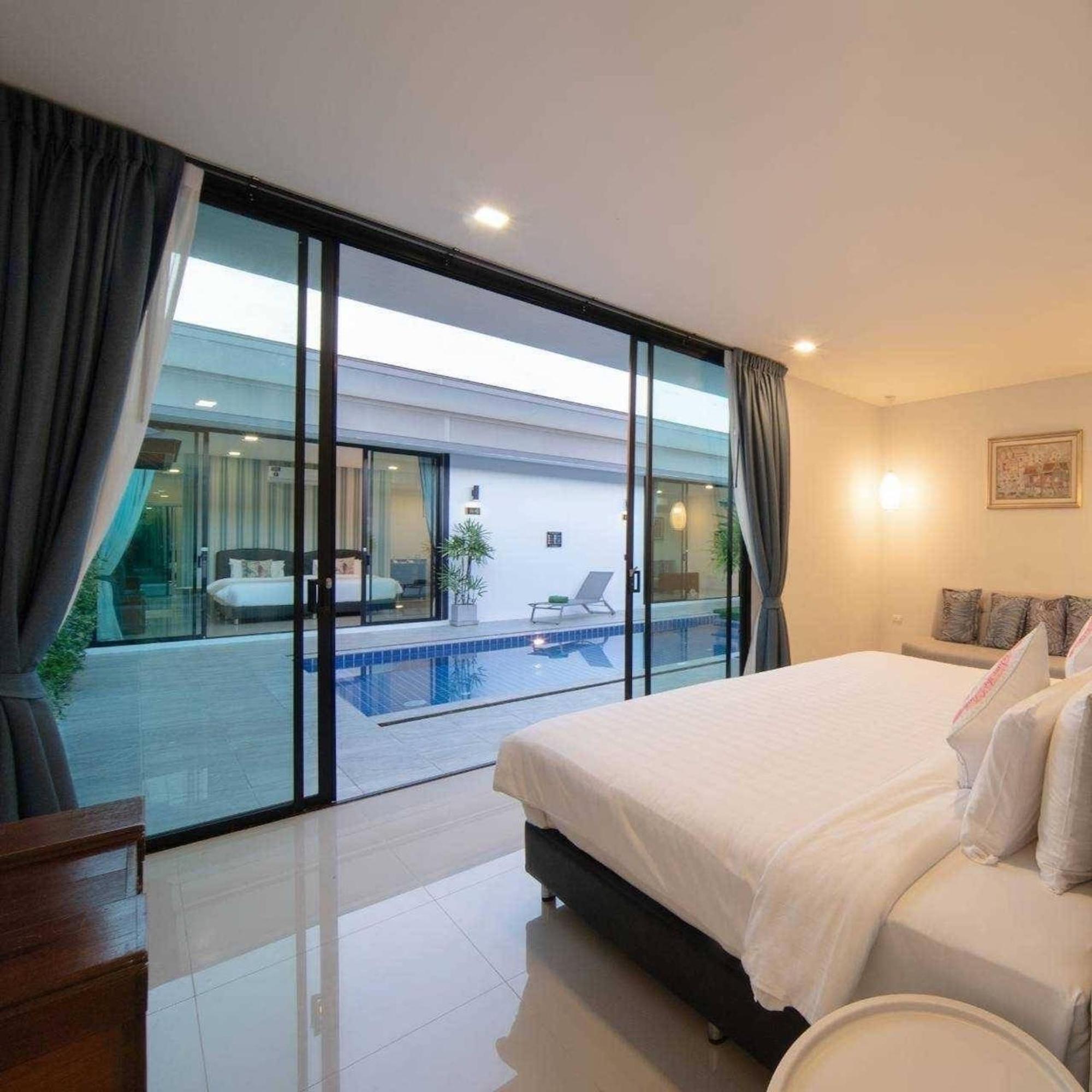 Lespalm Taraburi Pool Sha Villa